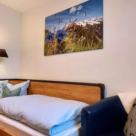 Apartment Waldhotel Am Turm 3*